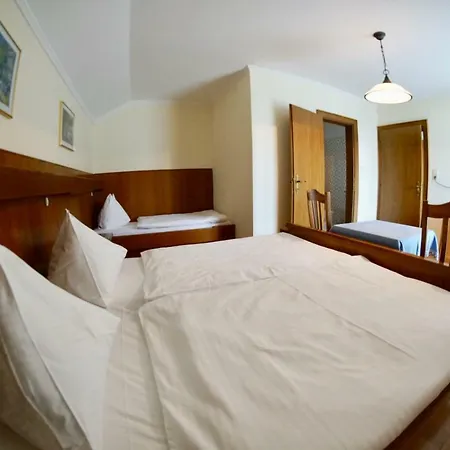 Prunner Guest house *